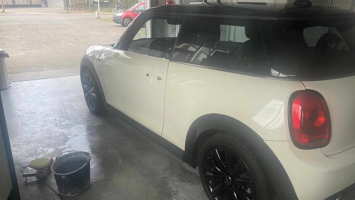 Auto na afronding van de reparatie